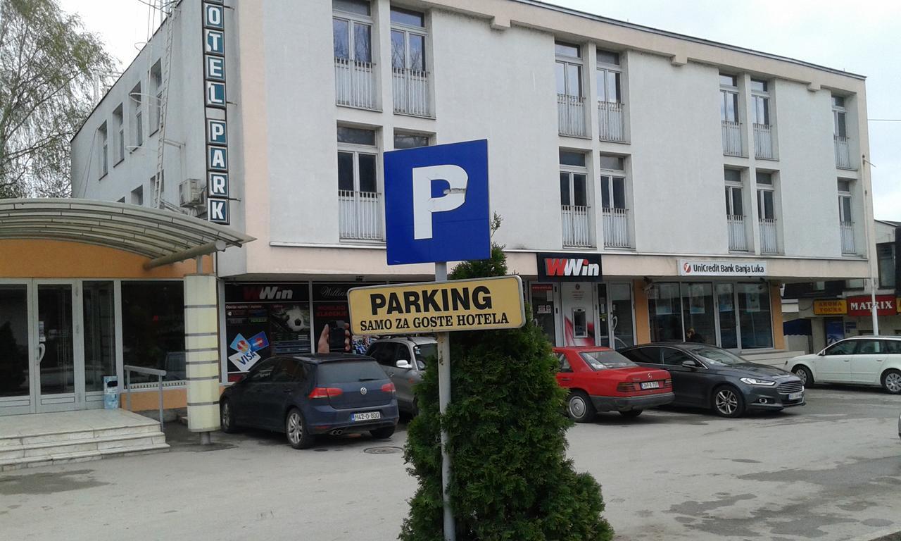 Motel Park Rogatica מראה חיצוני תמונה