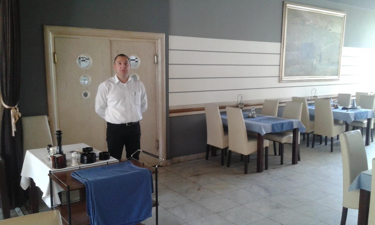 Motel Park Rogatica מראה חיצוני תמונה