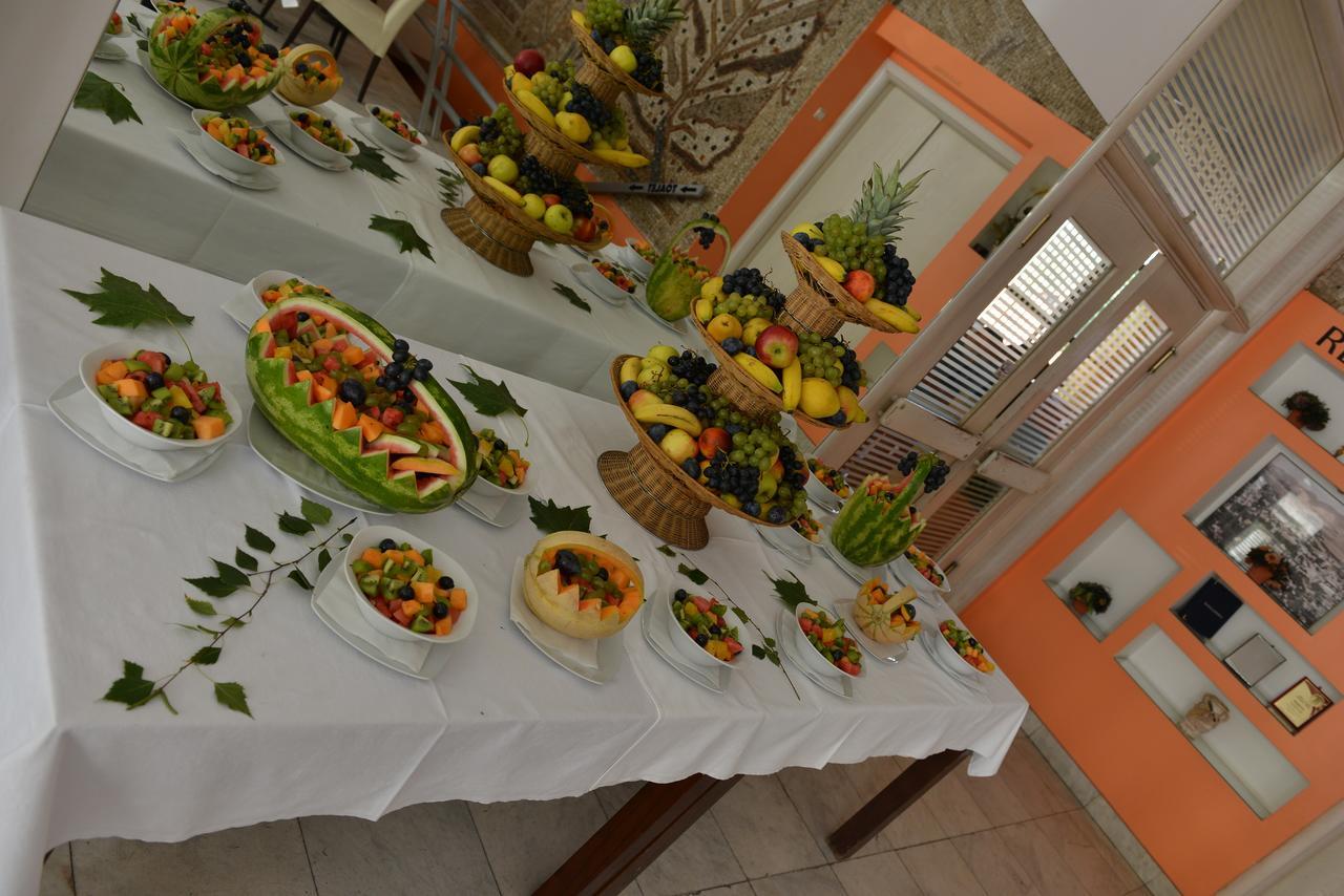 Motel Park Rogatica מראה חיצוני תמונה